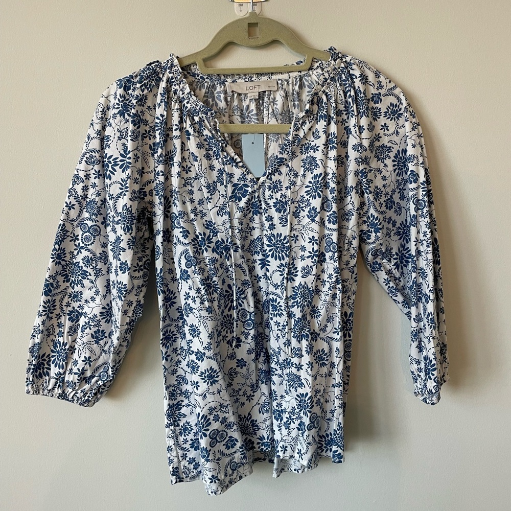 Really cute loose fitting cotton blouse
